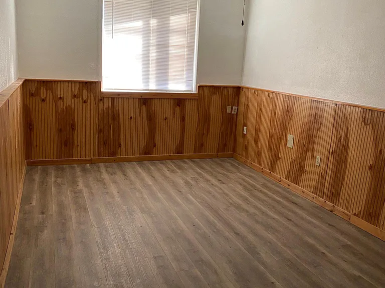 5025 Catalpa St — Photo 9