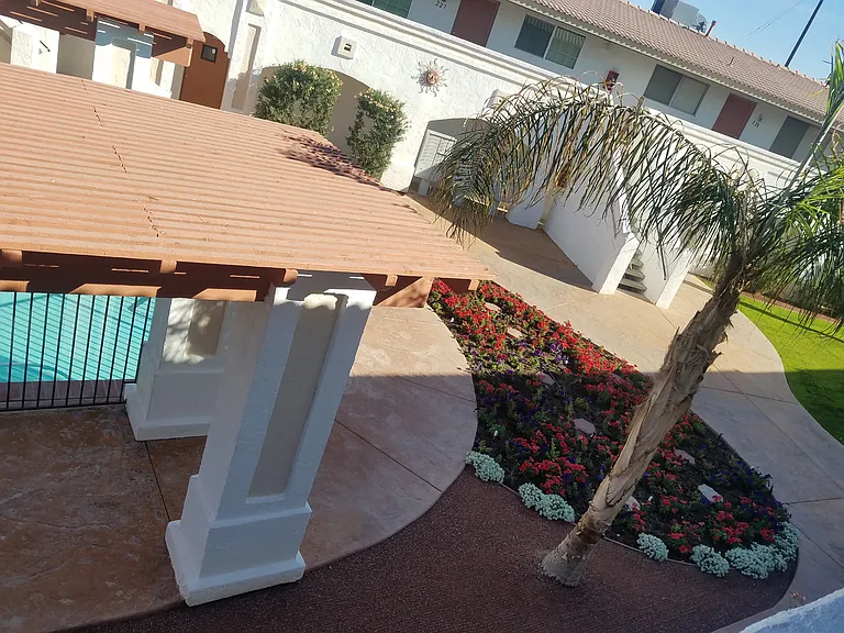 Desert Oasis — Photo 11