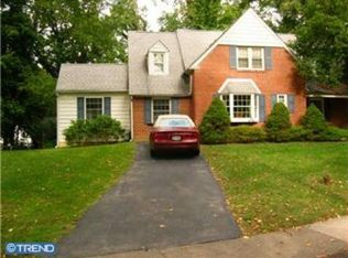 213 School Ln, Springfield, PA 19064