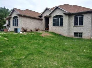 N7942 Grandy Rd, Black Creek, WI 54106