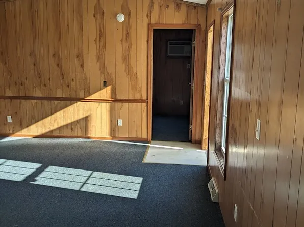 Farmville Homes, LLC