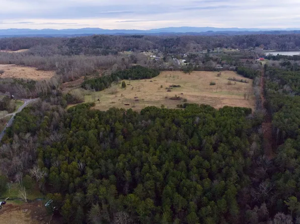 3484 Beals Chapel Rd, Lenoir City, TN 37772