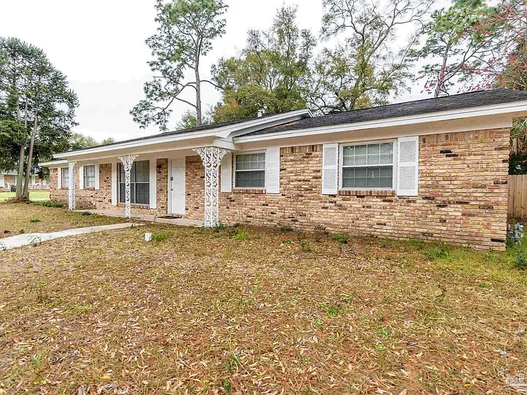 8100 Six Pence Dr — Photo 24