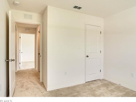 4th image of 318 Shadow Lakes Dr