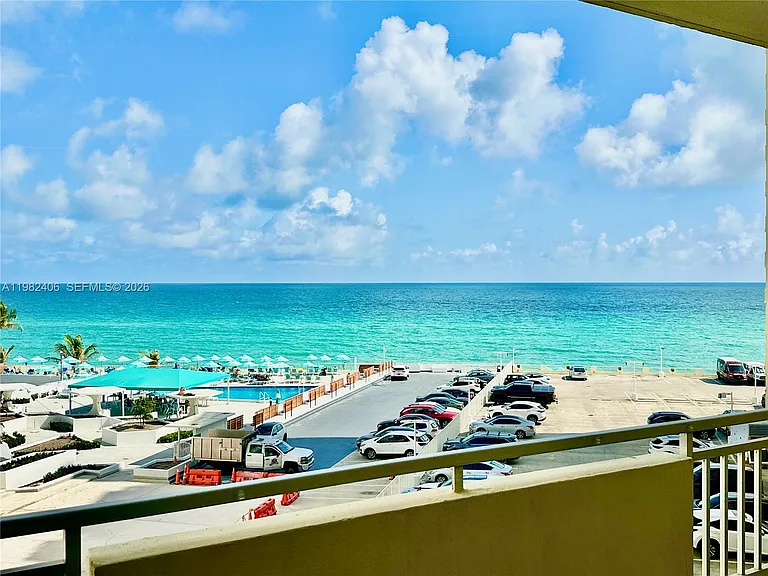 3180 S Ocean Dr #401 — Photo 29