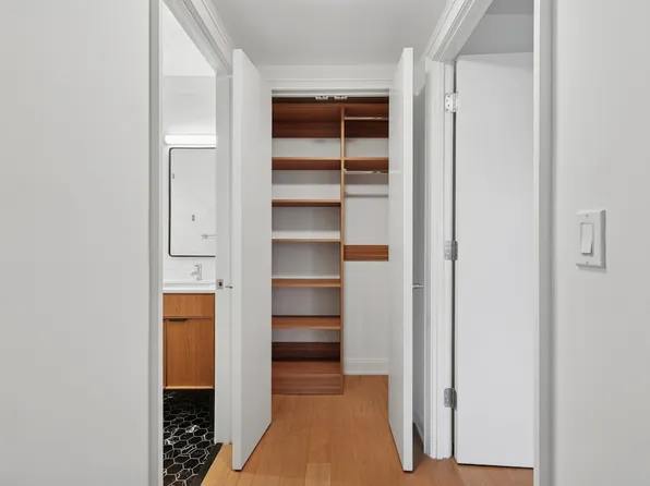 420 East 54th Street image 15 of 40