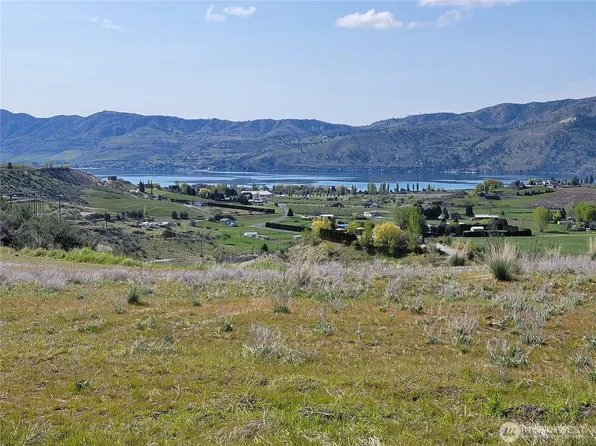 310 xx Lowell Lane, Manson, WA 98831