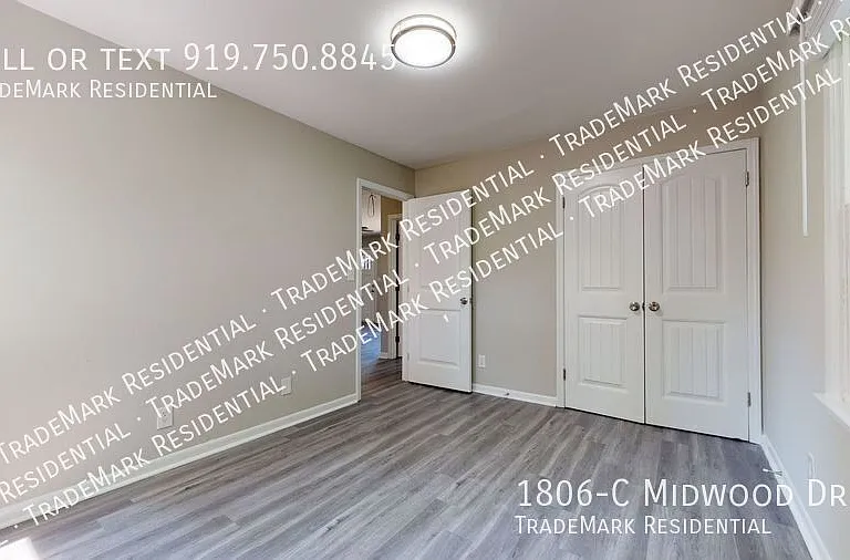 1806C Midwood Dr — Photo 12
