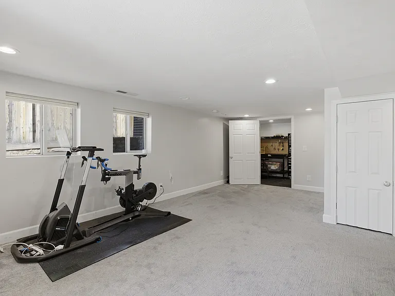 2254 S Texas St — Photo 22