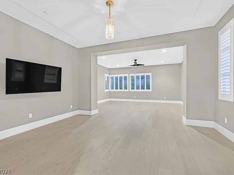 65 Garibaldi Way — Photo 23