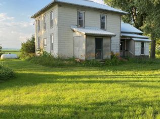 1634 Midway Rd, Ashton, IL 61006