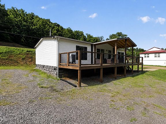 2nd image of 450 Burem Rd