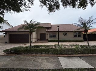 16820 NW 80th Ct, Miami Lakes, FL 33016