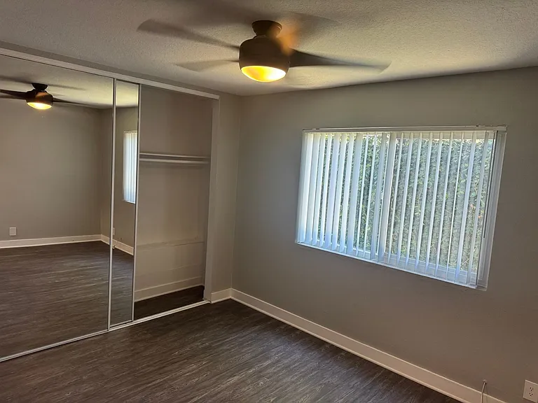 The Circle Apartments at Long Beach — Photo 71