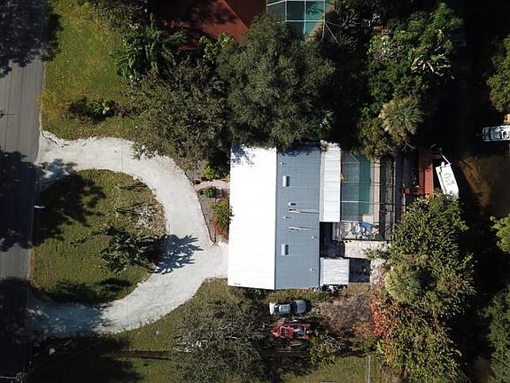 4th image of 104 Margaret Dr