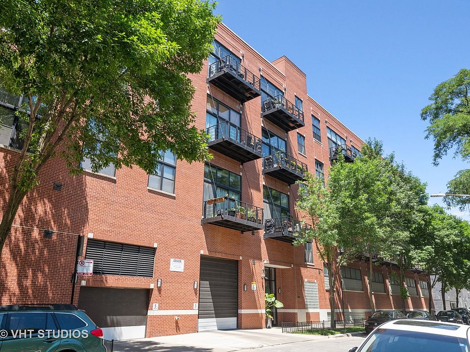 1st image of 1934 N Washtenaw Ave APT 208