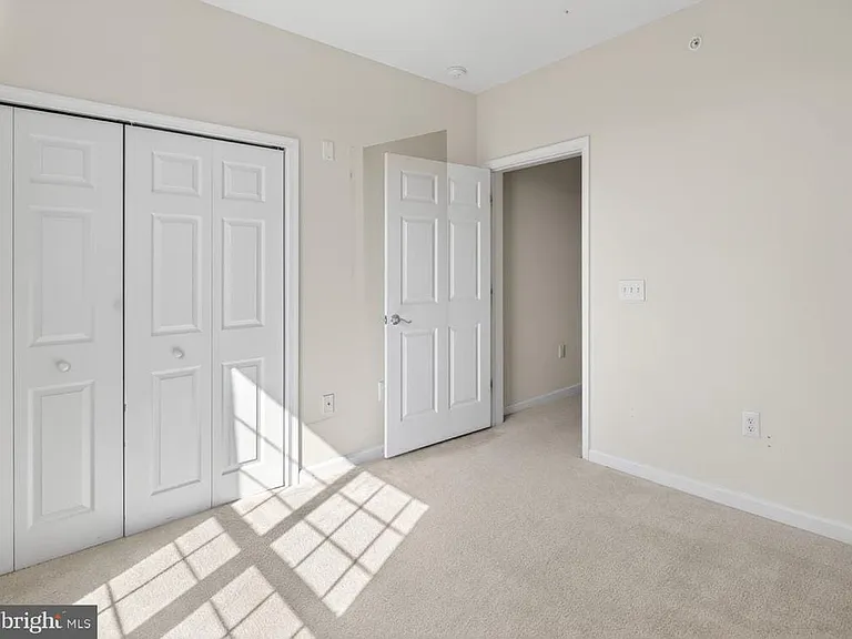 1447 Sierra Dr — Photo 14