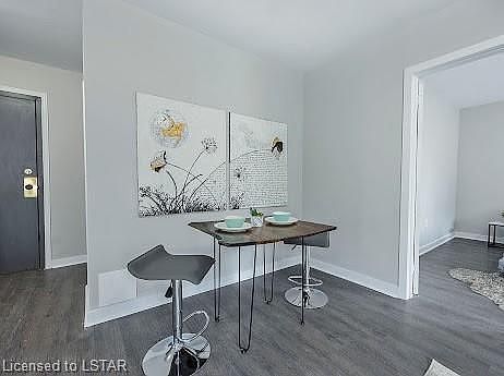 3rd image of 871 Adelaide St N #306