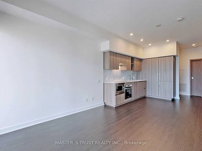 17 Bathurst St #2611 — Photo 11