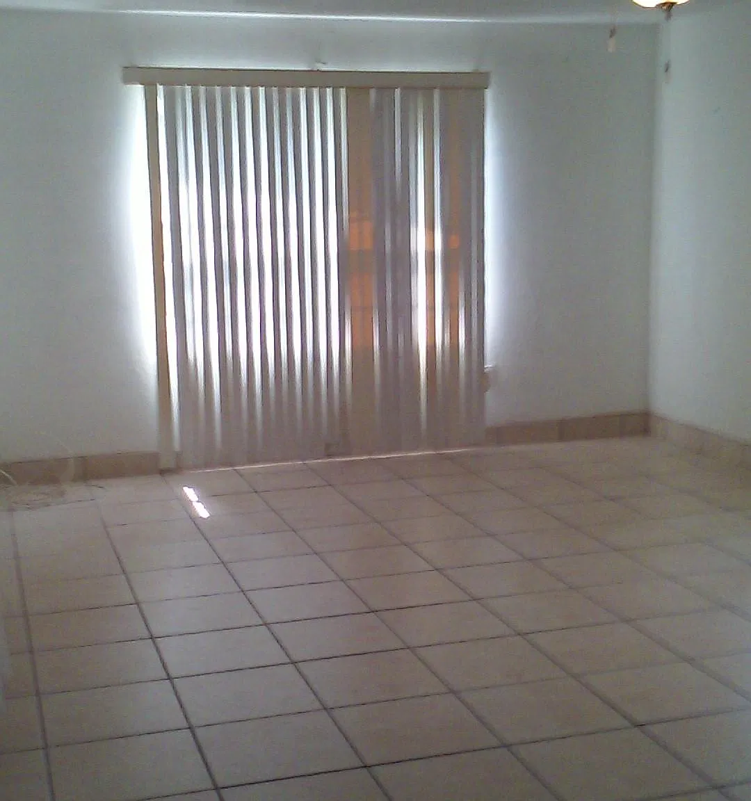 3 bed, 1100 sqft, $1,650 — Photo 3