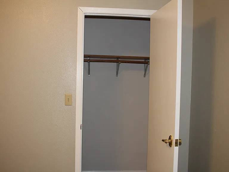 Apt 202 - 23_11192019
