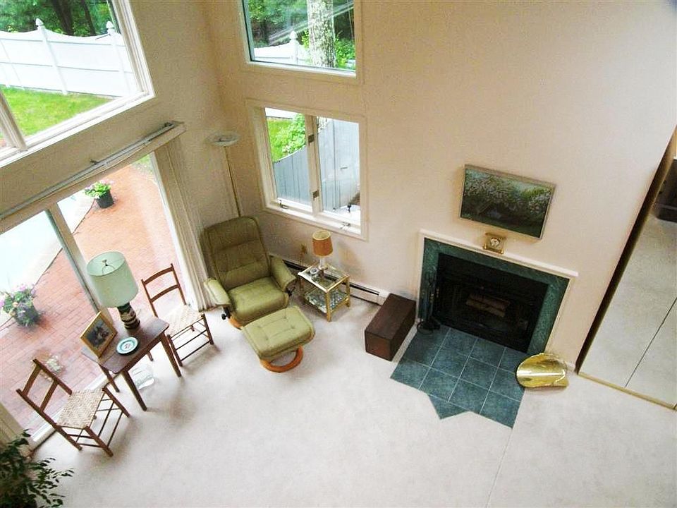 Open 2 story room