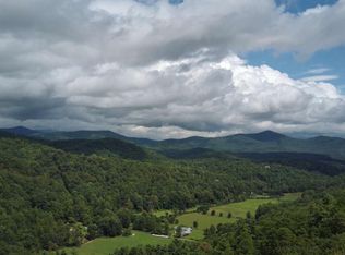 6 Sequoia Hills Ln, Clayton, GA 30525