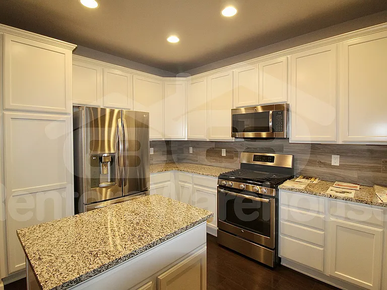 8966 E Caley Way — Photo 6