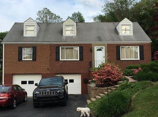 227 Oaklyn Rd, Bethel Park, PA 15102