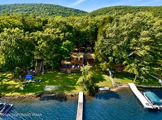 47 White Oak Rd, Nesquehoning, PA 18240