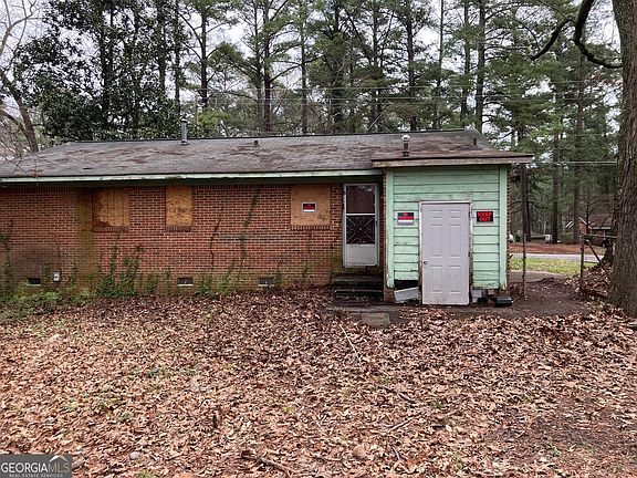 2nd image of 3567 Forrest Park Rd SE
