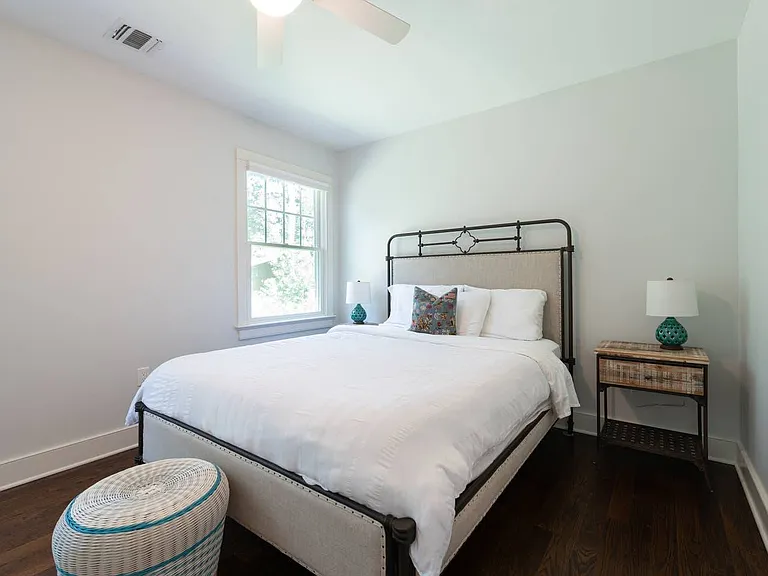 133 Norfolk Dr — Photo 18