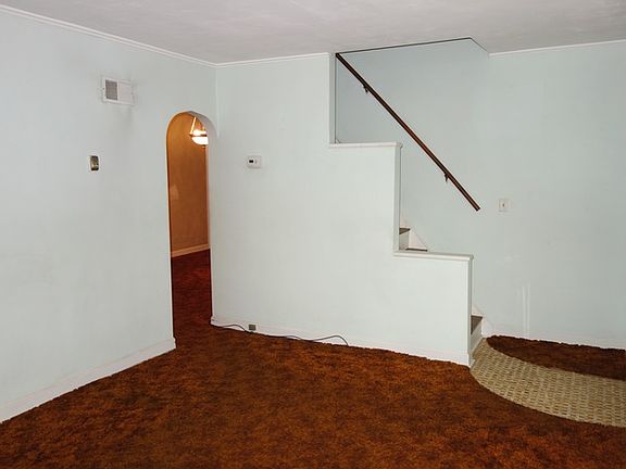 4th image of 357 Catalpa Ave