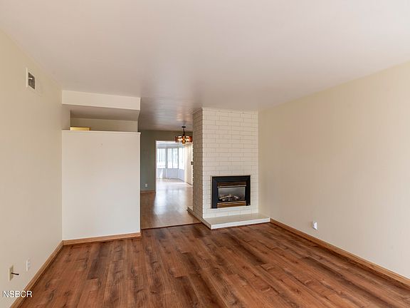 5th image of 124 Princeton Pl