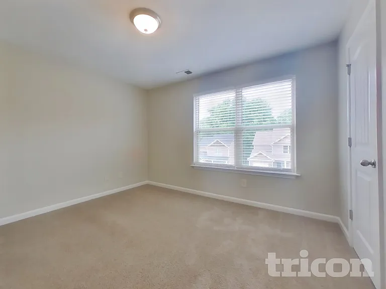 46 Wyndham Ct SE — Photo 14