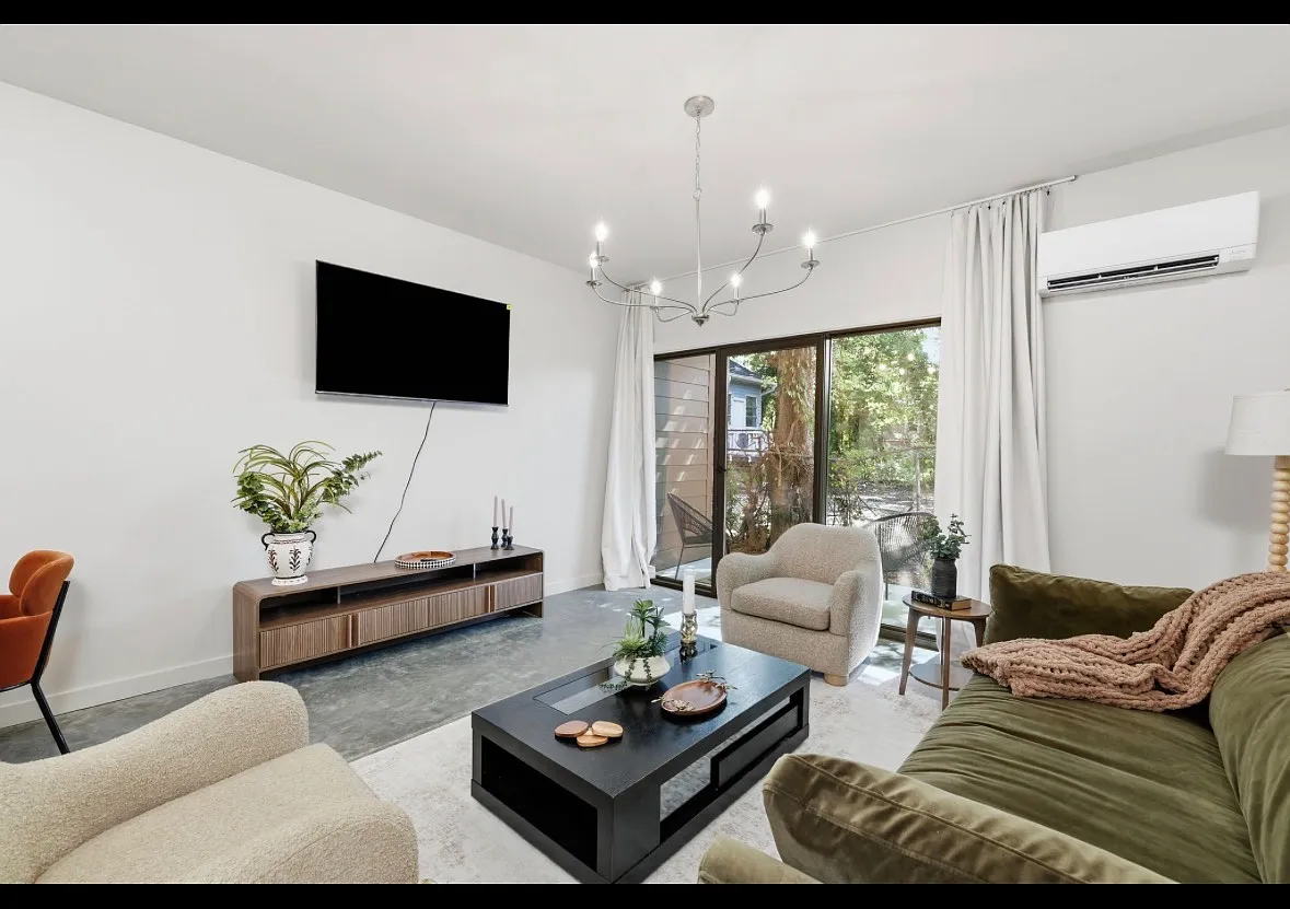 2 bed, 2.5 bath, 1190 sqft, $1,800 — Photo 3