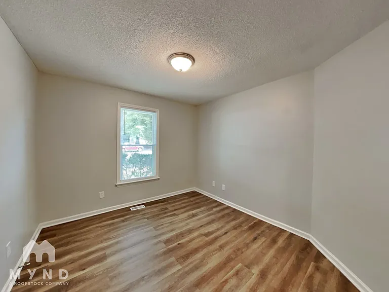 2209 Maybrook Dr — Photo 16