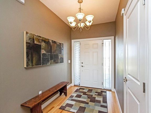 3rd image of 1628 Dogwood Ct SW