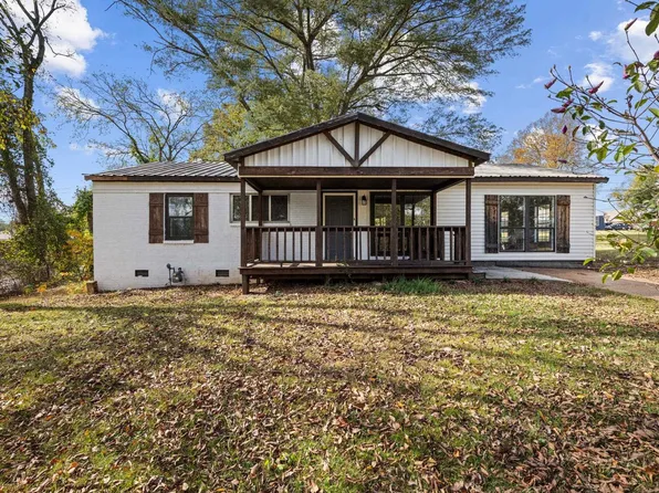 604 Glendale Ave, Muscle Shoals, AL 35661