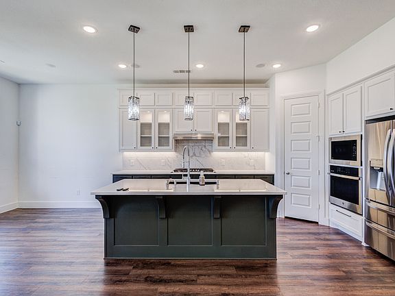 5th image of 4051 Delta Dr