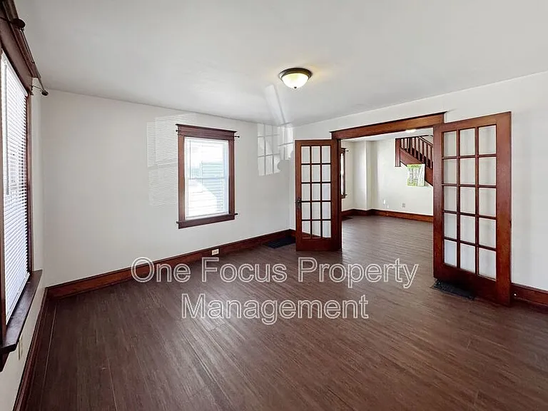 1154 Park Ave — Photo 4