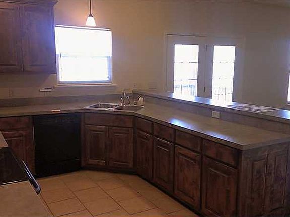 2nd image of 23 Cherhill Dr