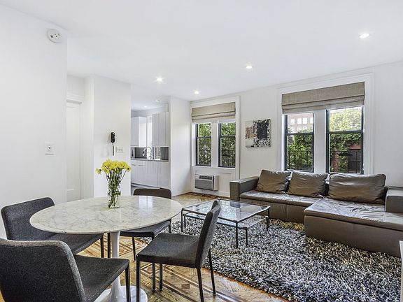 3rd image of 149 W 12th St APT 4-5