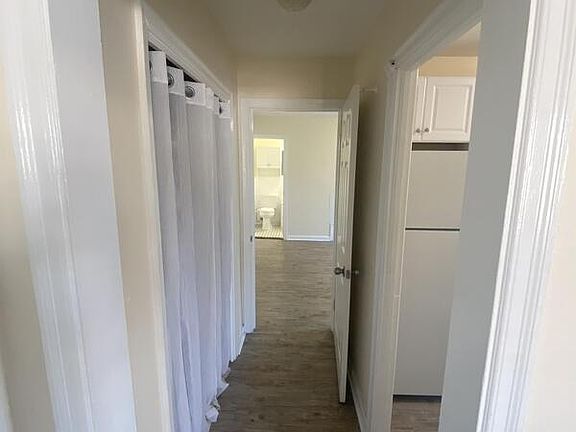 5th image of 825 Harrington Ave APT 6