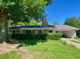 800 Carver St, Whitesboro, TX 76273