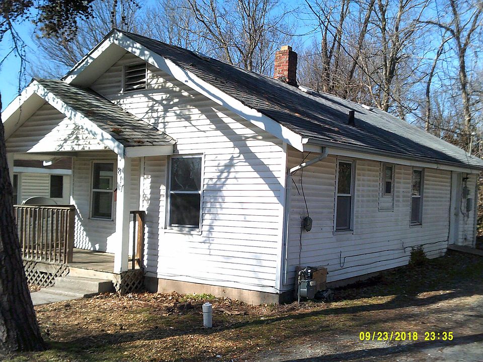 1st image of 817 Grand Ave