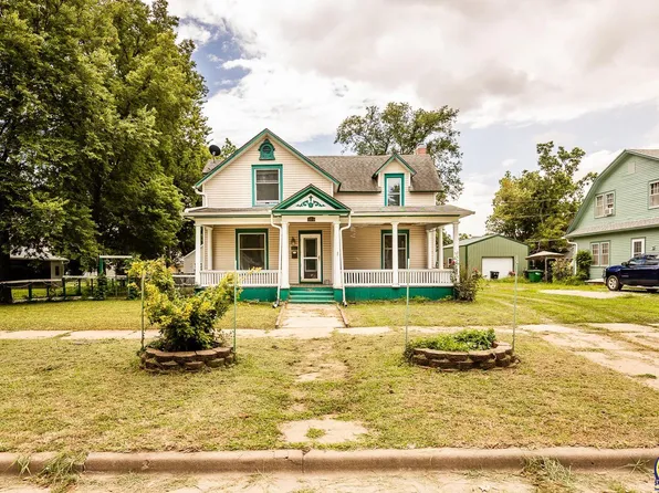 509 NW 5th St, Abilene, KS 67410