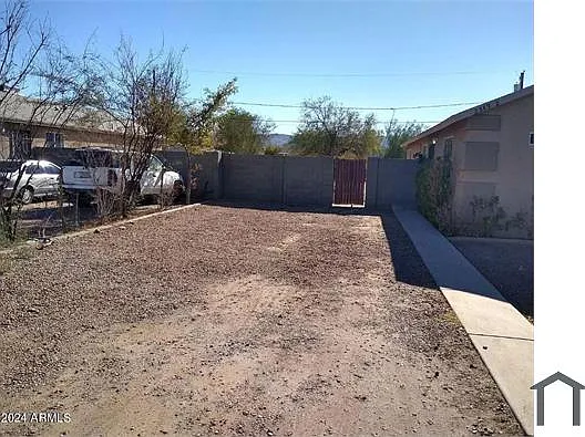 4 bed, 1281 sqft, $1,799 — Photo 3