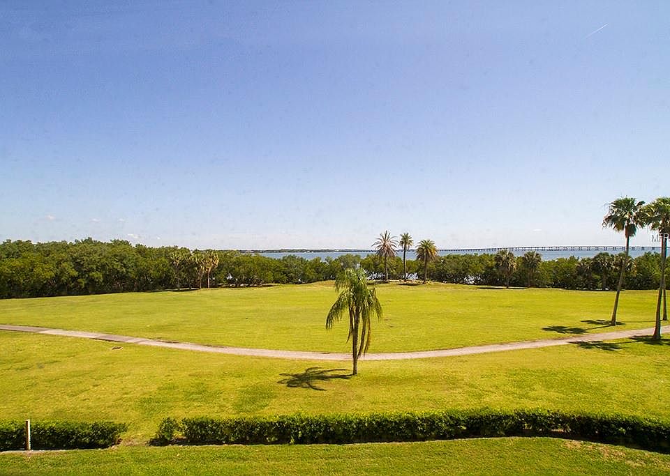 1st image of 2618 Cove Cay Dr Unit 307