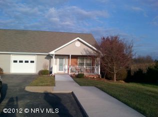 226 Wheatland Ct, Christiansburg, VA 24073
